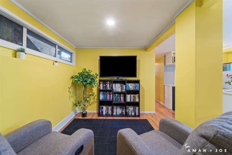 2/6 Makora Road Massey_14