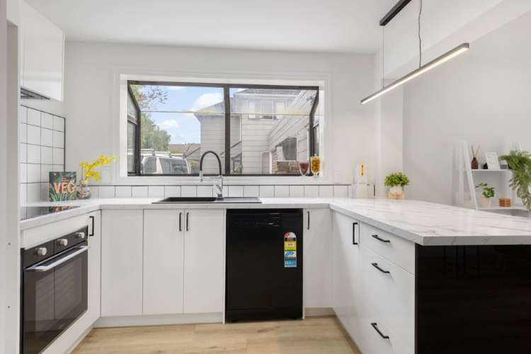 2/54 Gresford Street Edgeware_5