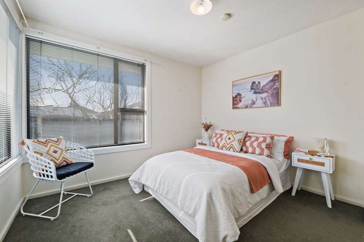 81 Hargood Street Woolston_10