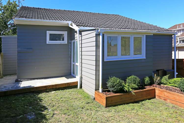 1/6 Riverview Road New Lynn_15