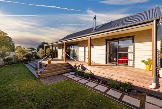 Modern, Warm and Sun Soaked