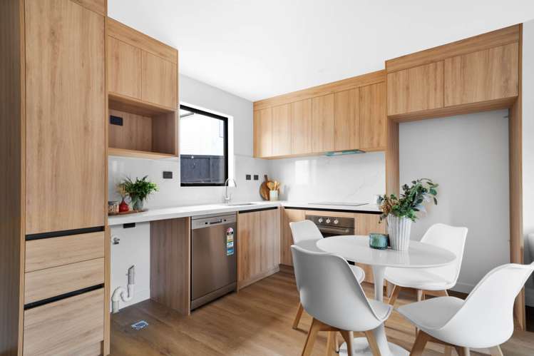 Lot 1/16 Geneva Place Blockhouse Bay_14