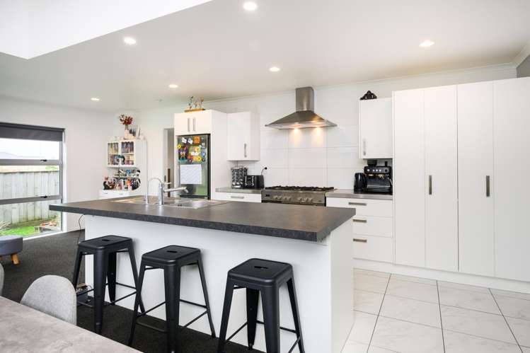 17 Lorenzo Place Kelvin Grove_6