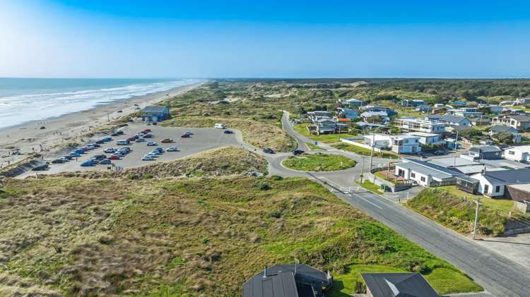 20 Ocean Beach Street Foxton Beach_24