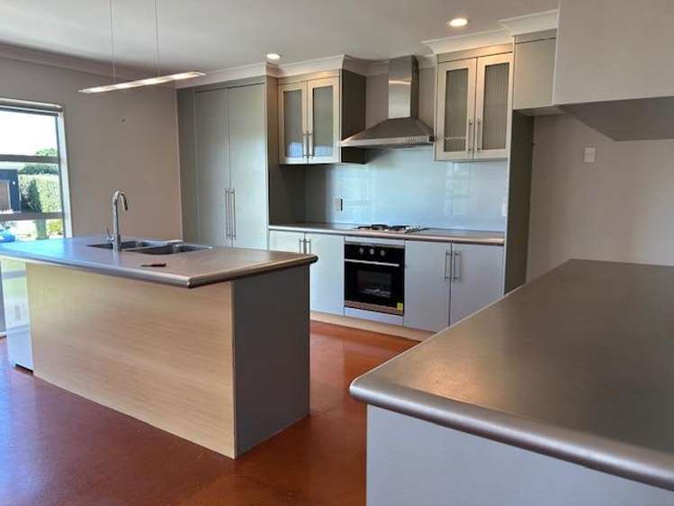 12 Tohora Crescent Omaha_5