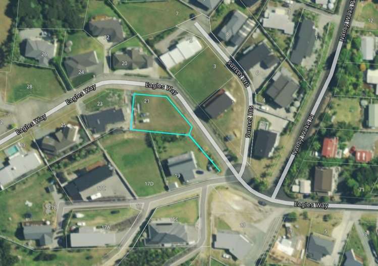 21 Eagles Way Cable Bay_13