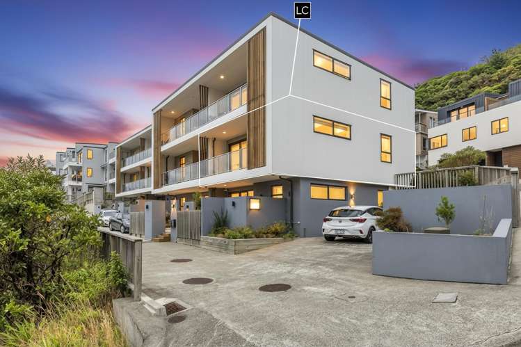 4/63 Tiketike Way Brooklyn_10