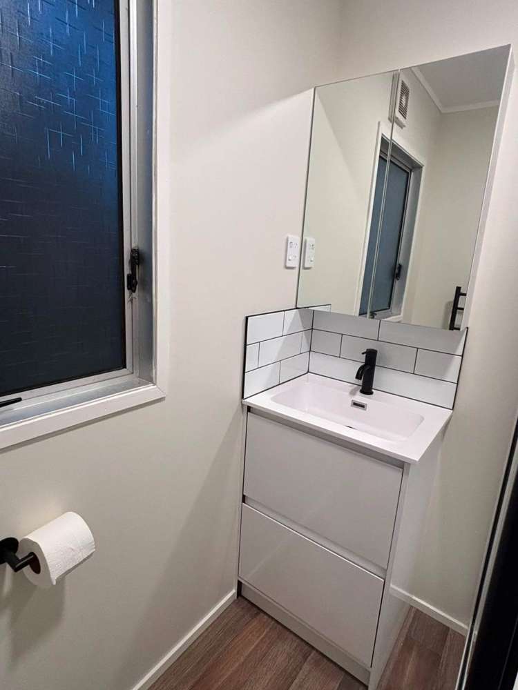 11A Jonathan Place Sunnynook_11