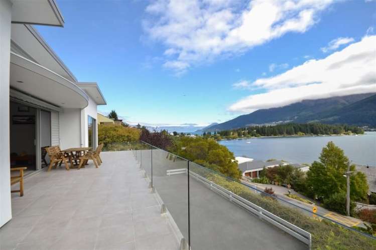 630 Peninsula Road Kelvin Heights_16