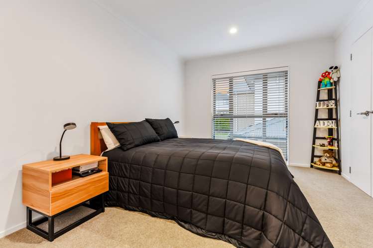 26 Arthur Rolfe Lane Swanson_14