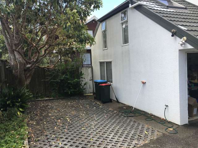 2/319 Mount Albert Road Wesley_1