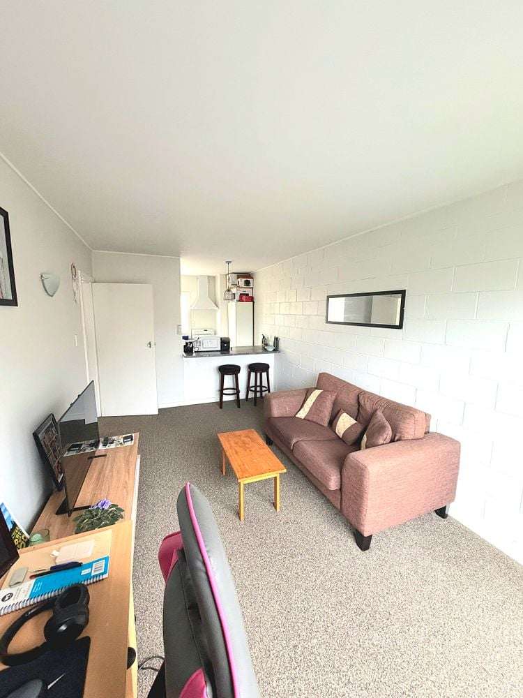 4/98 Cuba Street Petone_1