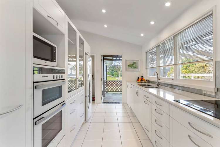 64 Knightsbridge Drive Forrest Hill_14