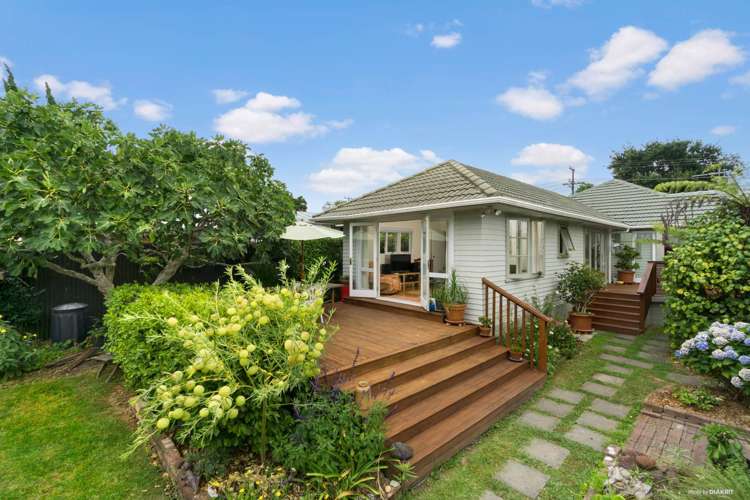 10 Ward Crescent Te Atatu Peninsula_2