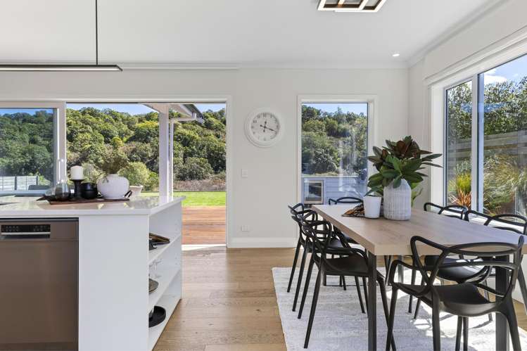 38 Pukeko Way Kinloch_15