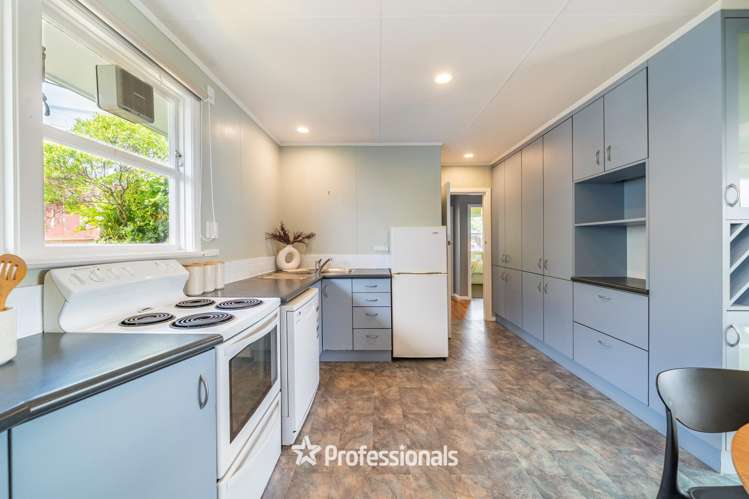 26 Jane Grove Paparangi_10