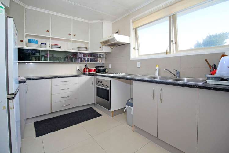 1/2 Plymouth Place Papatoetoe_3