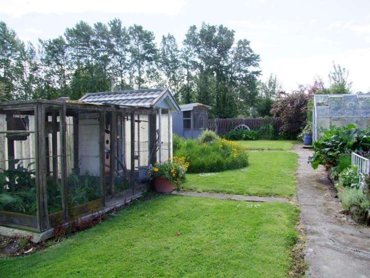 62 Elderlee Street Milton_17