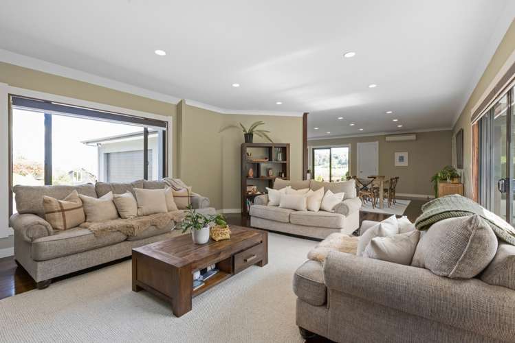 18 Lakeview Terrace Taradale_6