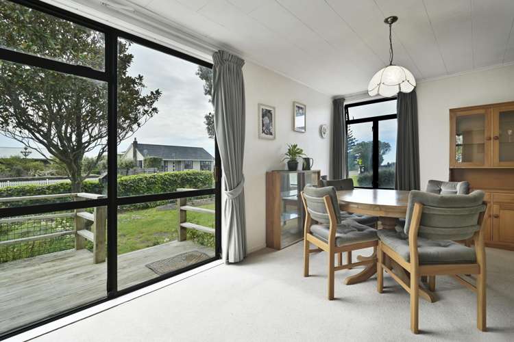 9 East Road Haumoana_13