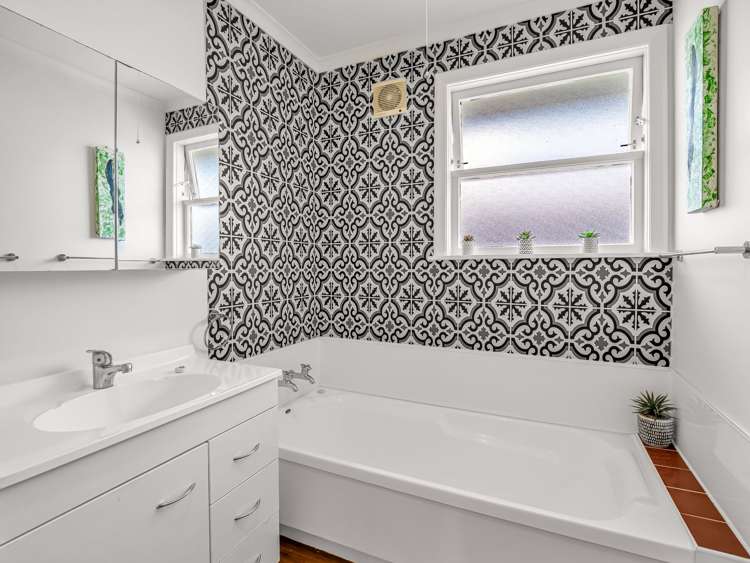 25A Monrad Street Highbury_21