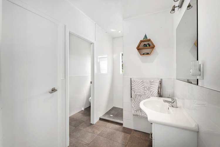 7 Omokoroa Road Omokoroa_11