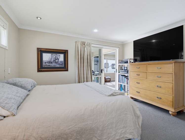 5 Pania Place Poraiti_10