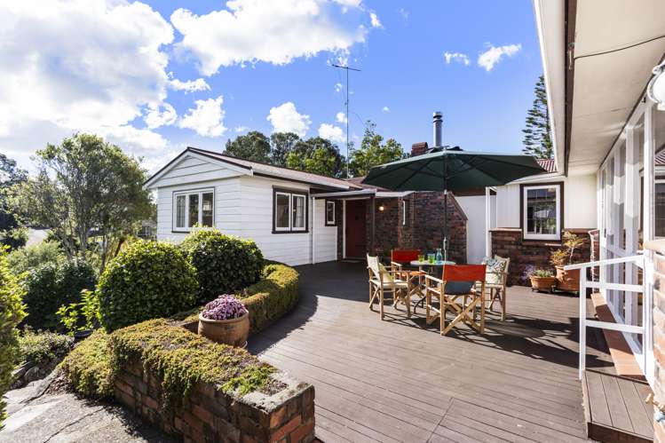 16 Tui Vale Road Cockle Bay_6