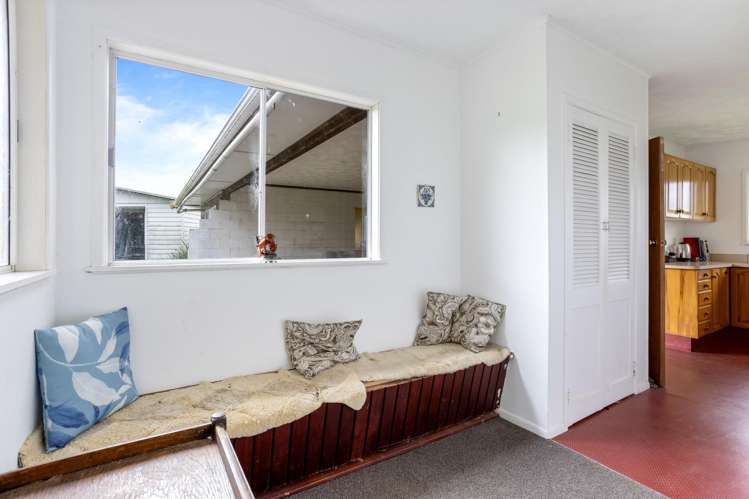 276 Boord Crescent Kumeu_11