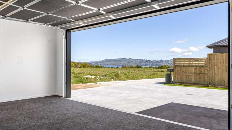 20 Wharariki Rise Wharewaka_38