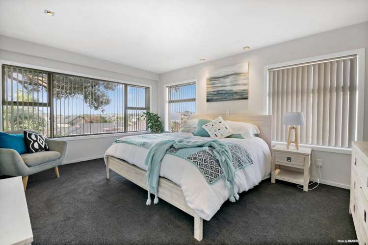 1/38 Gulf View Road Murrays Bay_18