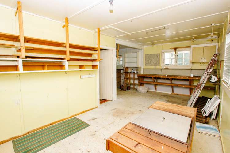 35 West Crescent Te Puru_26