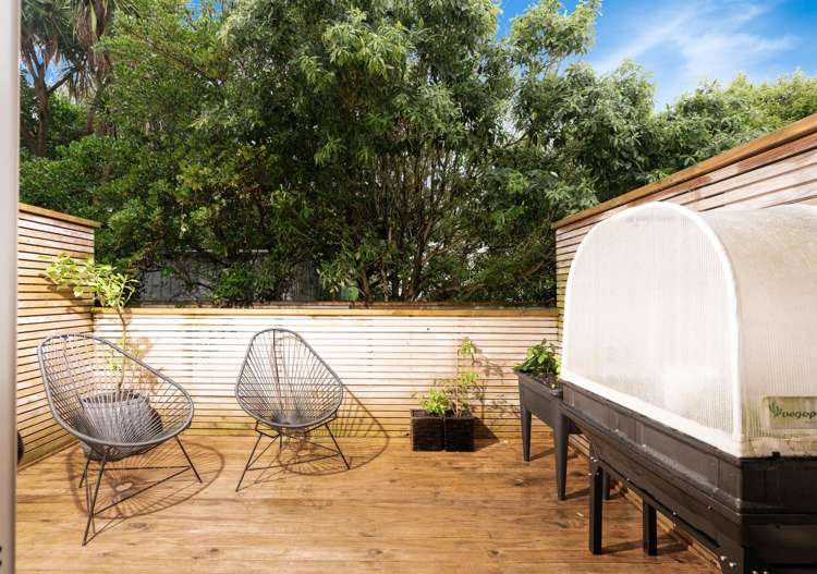 U2/123 The Parade Island Bay_16