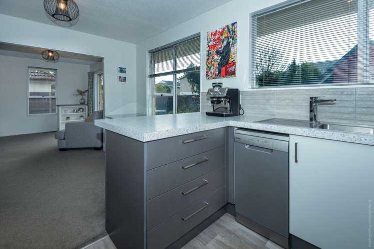 16b Broadfell Avenue Avonhead_18