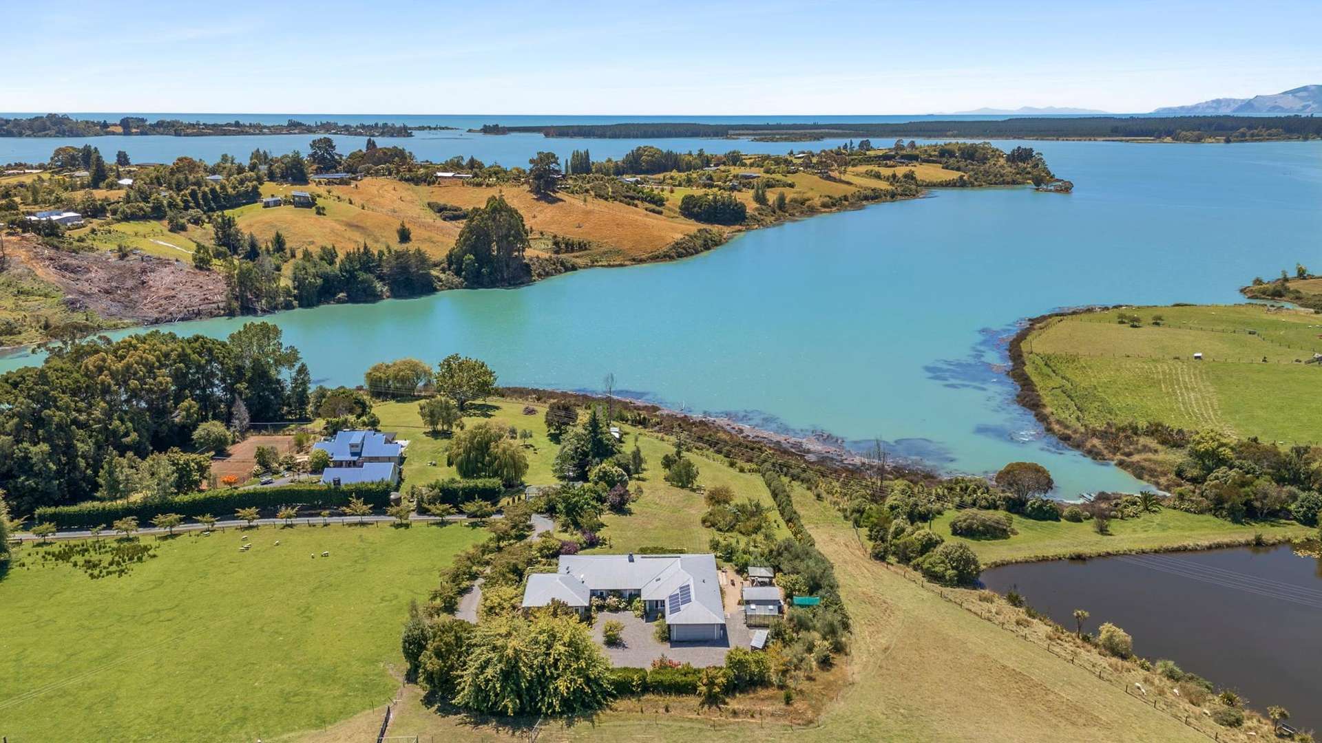 364 The Coastal Highway Redwood Valley_0