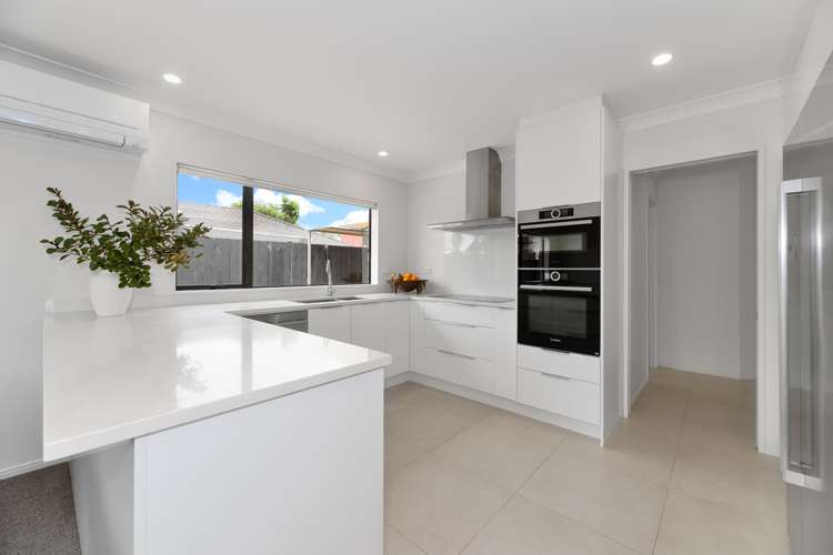 27 Scotsmoor Drive Wattle Downs_10