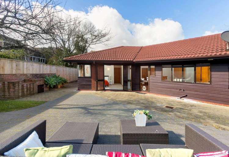 10 Dunkerron Avenue Epsom_14