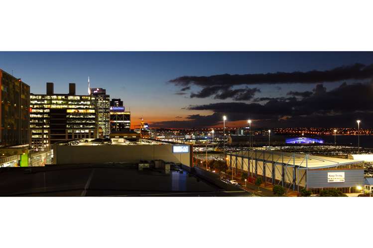 203/2 Dockside Lane Auckland Central_2