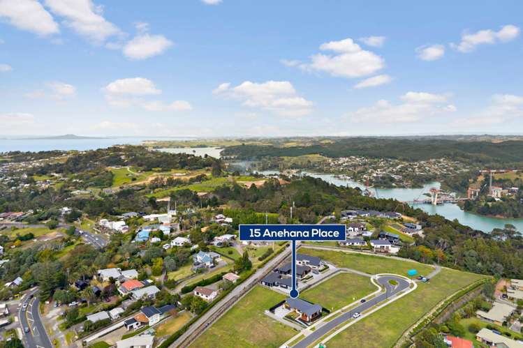 15 Anehana Place Stanmore Bay_34