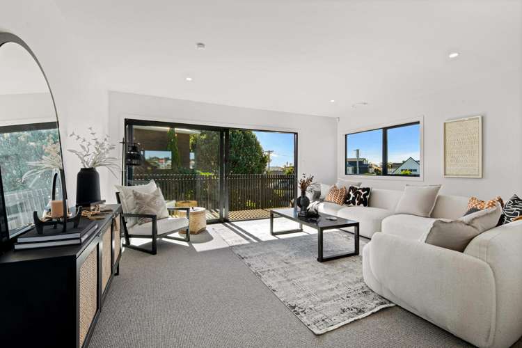 2/1 Omana Road Milford_3