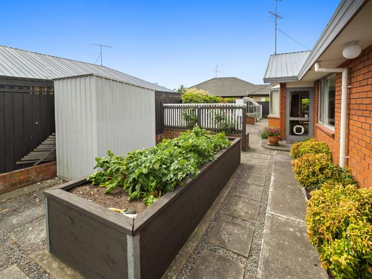 123 Pages Road Allenton_27