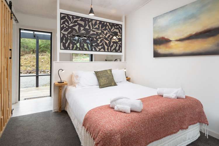 7 Toki Place Kaiuma Bay_11