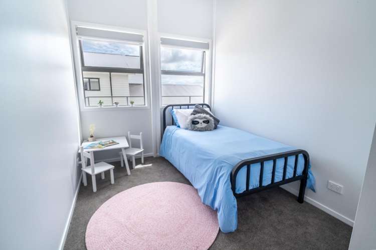 17 Blue Moon Rise Langs Beach_10