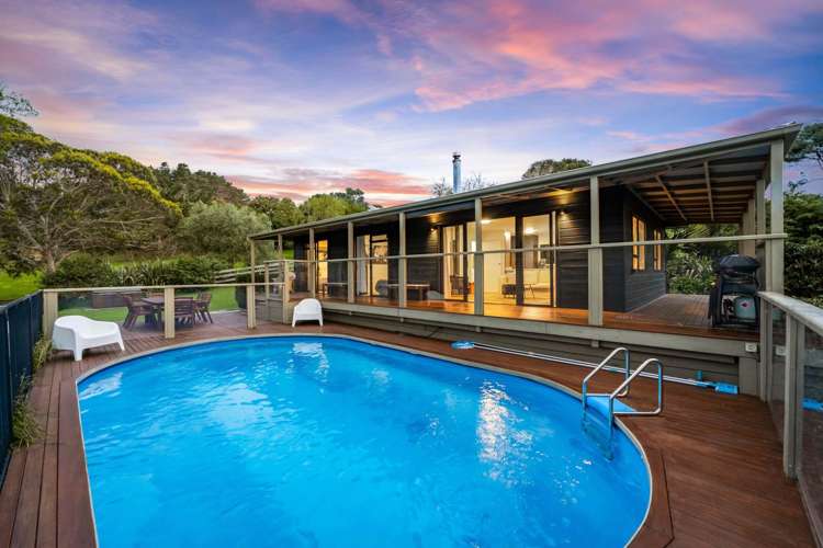 191 Valley Road Waimauku_17