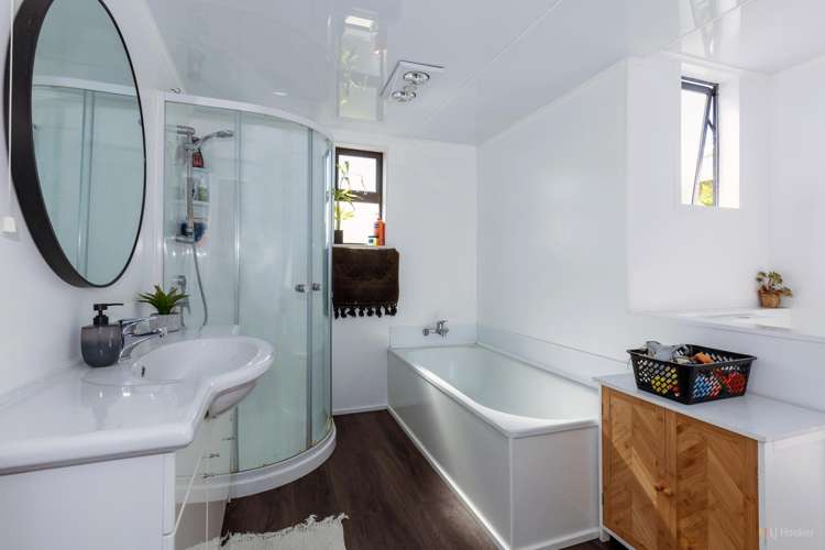 9 Hertford Street Kensington_14