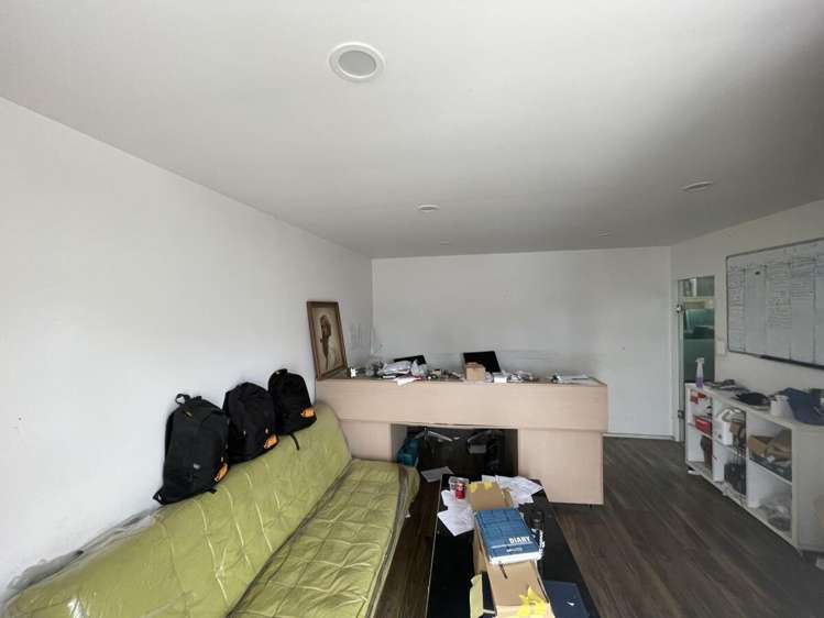 3126 Great North Road New Lynn_8