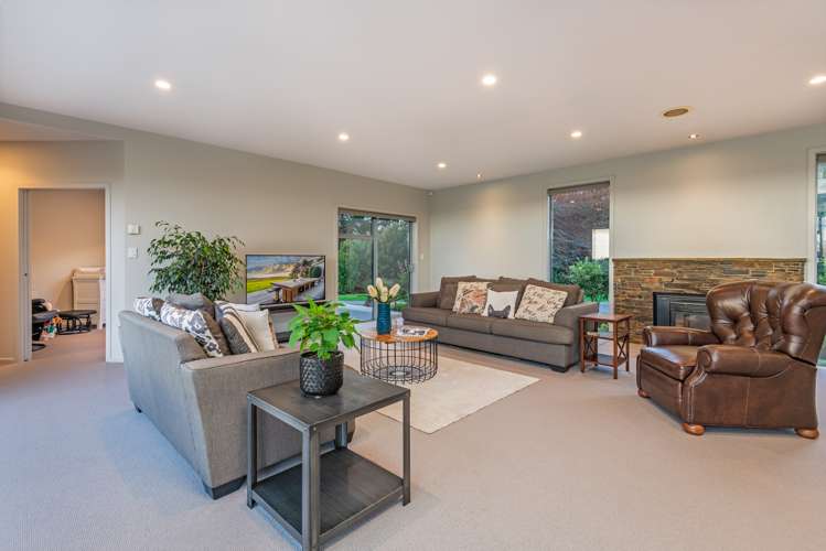 252 Polson Hill Drive Aokautere_2