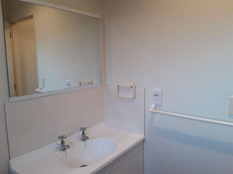 8/13 Campbell Close Whangamata_6