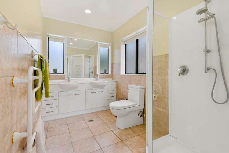 2/7 Heaphy Street Blockhouse Bay_10