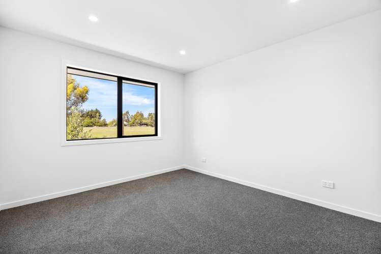 61 Greig Crescent Amberley_12